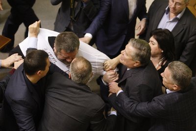 Бійка у Верховній Раді, 25 грудня 2014 року, Шуфрич, Мосійчук Бійка у Верховній Раді, 25 грудня 2014 року, Шуфрич, Мосійчук