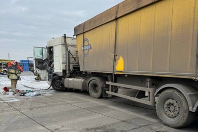 На Одещині горіла вантажівка: водій отруївся продуктами горіння