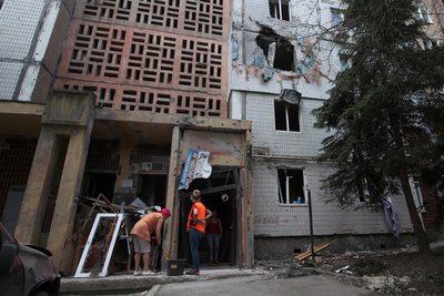 "У Донецьку — тиша". Як живуть люди, що опинилися в російській окупації до 24 лютого "У Донецьку — тиша". Як живуть люди, що опинилися в російській окупації до 24 лютого