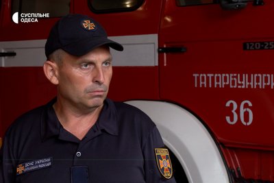 Рятувальник з Одещини заснував ляльковий театр та розказує дітям про мінну безпеку Рятувальник з Одещини заснував ляльковий театр та розказує дітям про мінну безпеку