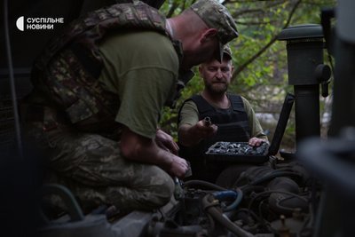 Механіки мобільної ремонтної групи 14 ОМБр Механіки мобільної ремонтної групи 14 ОМБр