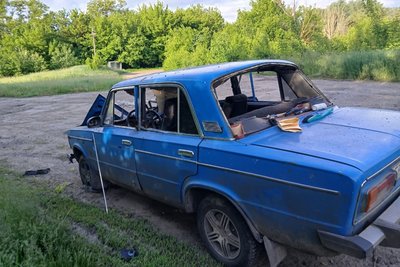 Авітвка, яка була пошкоджена внаслідок влучання російського FPV-дрона, Рясне Золочівської громади, 30 травня 2026 року Авітвка, яка була пошкоджена внаслідок влучання російського FPV-дрона, Рясне Золочівської громади, 30 травня 2026 року