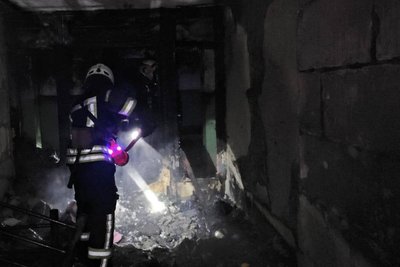 Пожежа в центрі Житомира — загорілася кімната в гуртожитку медичного інституту Пожежа в центрі Житомира — загорілася кімната в гуртожитку медичного інституту