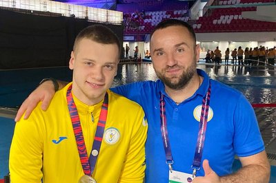 "Вода — його стихія". Владислав Кошман з Охтирки здобув три медалі чемпіонату світу "Вода — його стихія". Владислав Кошман з Охтирки здобув три медалі чемпіонату світу