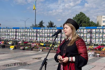 "Вишита стрічка пам’яті": у Малині на Житомирщині вшанували українських захисників "Вишита стрічка пам’яті": у Малині на Житомирщині вшанували українських захисників