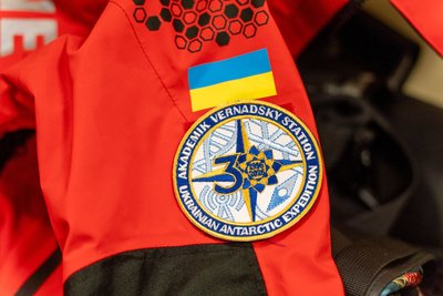 Метеоролог із Житомирщини у складі нової української делегації вирушив в Антарктику Метеоролог із Житомирщини у складі нової української делегації вирушив в Антарктику