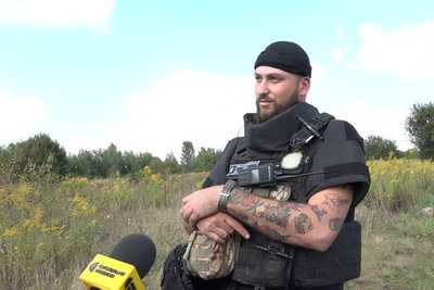 Земля буде безпечна: як рятувальники з Житомирщини розміновують території України Земля буде безпечна: як рятувальники з Житомирщини розміновують території України