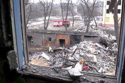 "Гримнуло, боляче, темрява": жителі зруйнованого будинку розповіли про ракетний удар по Краматорську "Гримнуло, боляче, темрява": жителі зруйнованого будинку розповіли про ракетний удар по Краматорську