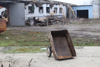 Російський дрон знищив СТО та 120 тонн сої в Охтирці Російський дрон знищив СТО та 120 тонн сої в Охтирці