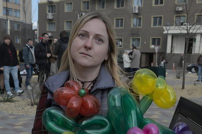 Родини-ВПО отримали безкоштовні квартири в Одесі Родини-ВПО отримали безкоштовні квартири в Одесі