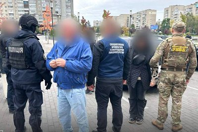 Продаж фіктивних шлюбів: у Луцьку затримали родину з Полтавщини Продаж фіктивних шлюбів: у Луцьку затримали родину з Полтавщини