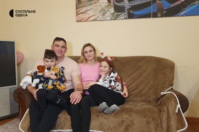 На Херсонщині був фермером – в Одесі став волонтером: історія родини переселенців На Херсонщині був фермером – в Одесі став волонтером: історія родини переселенців