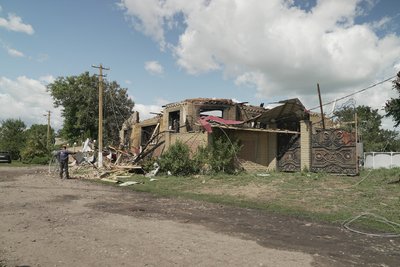 Дитина з мамою загинули через удар РФ у Буринській громаді Дитина з мамою загинули через удар РФ у Буринській громаді
