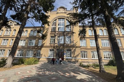 У коледжі на Житомирщині обмежуватимуть використання мобільних телефонів на заняттях У коледжі на Житомирщині обмежуватимуть використання мобільних телефонів на заняттях