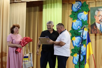 У Брусилові на Житомирщині нагородили лауреатів Премії імені Івана Огієнка У Брусилові на Житомирщині нагородили лауреатів Премії імені Івана Огієнка