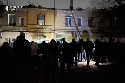 В Одесі жителі будинку, який зазнав руйнувань внаслідок російської дронової атаки, отримають компенсацію від держави В Одесі жителі будинку, який зазнав руйнувань внаслідок російської дронової атаки, отримають компенсацію від держави