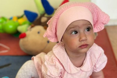 68 днів у реанімації: у Луцьку виходили дівчинку, яка народилася з вагою 550 грамів 68 днів у реанімації: у Луцьку виходили дівчинку, яка народилася з вагою 550 грамів