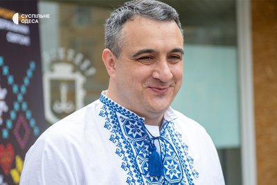 В Одесі до Дня вишиванки провели ходу та збір підписів за державний статус свята В Одесі до Дня вишиванки провели ходу та збір підписів за державний статус свята