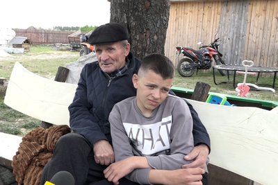 У родині азовця Володимира Дубровця з Житомирщини, який взяв під опіку вісьмох дітей, народився син У родині азовця Володимира Дубровця з Житомирщини, який взяв під опіку вісьмох дітей, народився син