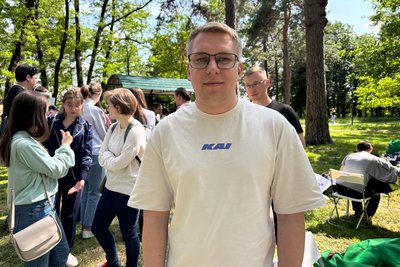 Польоти на авіасимуляторах і керування дронами: в Житомирі представили профорієнтаційний проект Польоти на авіасимуляторах і керування дронами: в Житомирі представили профорієнтаційний проект