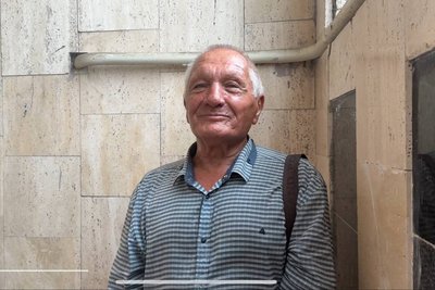 "Хто бідніший — йде пішки": для підвозу селян громаді на Миколаївщині передали мікроавтобуси "Хто бідніший — йде пішки": для підвозу селян громаді на Миколаївщині передали мікроавтобуси