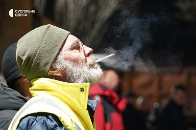 В Одесі внаслідок дронової атаки РФ пошкоджена житлова багатоповерхівка В Одесі внаслідок дронової атаки РФ пошкоджена житлова багатоповерхівка
