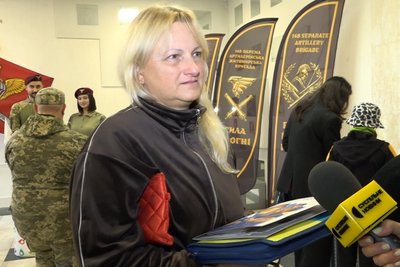 «Сила у вогні»: у Житомирі погасили поштову марку 148 окремої артилерійської бригади ДШВ «Сила у вогні»: у Житомирі погасили поштову марку 148 окремої артилерійської бригади ДШВ