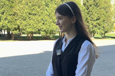 "Хочеться, щоб всі любувалися": випускники у Луцьку готуються до шкільного вальсу "Хочеться, щоб всі любувалися": випускники у Луцьку готуються до шкільного вальсу