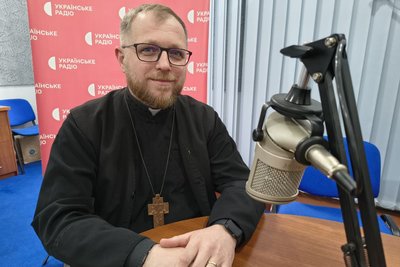 "Ми маємо бути разом" — священнослужителі різних конфесій Житомирщини про Україну, війну та соціальне служіння "Ми маємо бути разом" — священнослужителі різних конфесій Житомирщини про Україну, війну та соціальне служіння