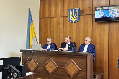Справа про вбивство Даниїла Бельченка: на суді у Житомирі допитали свідків та оглядали кулю Справа про вбивство Даниїла Бельченка: на суді у Житомирі допитали свідків та оглядали кулю
