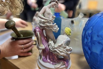Археологічні артефакти, ікони, стародруки: Київська митниця передала вилучені цінності музеям Археологічні артефакти, ікони, стародруки: Київська митниця передала вилучені цінності музеям