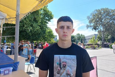 У Житомирі провели турнір з боксу в пам'ять про полеглого воїна Віталія Ганька У Житомирі провели турнір з боксу в пам'ять про полеглого воїна Віталія Ганька