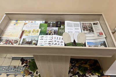 У Житомирі відкрилася виставка біодизайнера та канабіс-амбасадора Олега Земнухова У Житомирі відкрилася виставка біодизайнера та канабіс-амбасадора Олега Земнухова