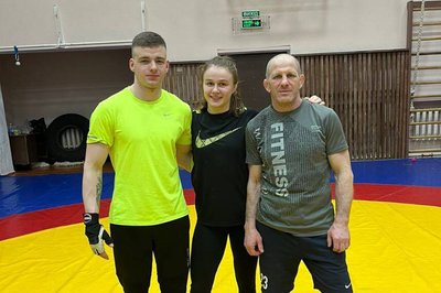 "Чемпіонами не народжуються, ними стають" — тренер борчині Ірини Бондар Михайло Христосов "Чемпіонами не народжуються, ними стають" — тренер борчині Ірини Бондар Михайло Христосов