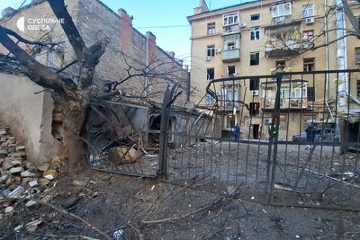 "Все, що можна, все вибито": фото наслідків атаки РФ на Одесу