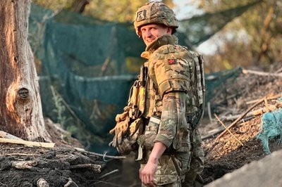 "Я мріяв тут обручку носити": боєць з Волині розповів про поранення та ампутацію руки "Я мріяв тут обручку носити": боєць з Волині розповів про поранення та ампутацію руки