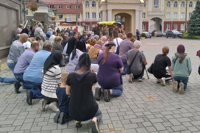 "Техніка — це його стихія була": у Луцьку попрощалися з загиблим на війні Олексієм Бондарем "Техніка — це його стихія була": у Луцьку попрощалися з загиблим на війні Олексієм Бондарем