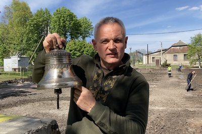 У Близнюках висадили алею сакур у пам'ять про загиблих захисників, чорнобильців та афганців У Близнюках висадили алею сакур у пам'ять про загиблих захисників, чорнобильців та афганців