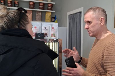 "Для нас вся наша кава тут — кава по-краматорськи": переселенці з Донеччини відновили бізнес поблизу Львова "Для нас вся наша кава тут — кава по-краматорськи": переселенці з Донеччини відновили бізнес поблизу Львова