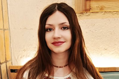 «Кристину я хочу залишити назавжди в Луганську». Історія письменниці Єви Вайди, яка десять років прожила в окупації «Кристину я хочу залишити назавжди в Луганську». Історія письменниці Єви Вайди, яка десять років прожила в окупації