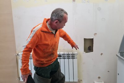 18 квартир дев'ять днів без води — чому в будинку у Житомирі не ремонтують порив труби