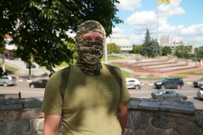 "У нас іншого виходу немає". Ровесник незалежності України обороняє її у війську "У нас іншого виходу немає". Ровесник незалежності України обороняє її у війську