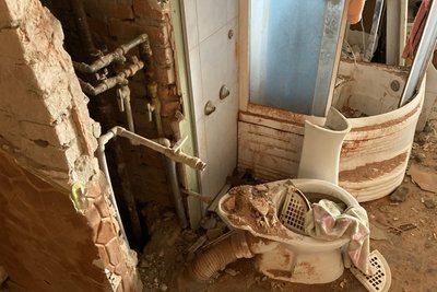 Наслідки обстрілів у Харкові Наслідки обстрілів у Харкові