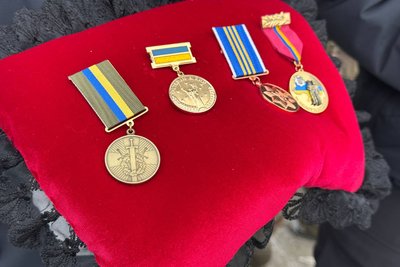 На Сумщині попрощалися з капітаном поліції Андрієм Вшестенком На Сумщині попрощалися з капітаном поліції Андрієм Вшестенком