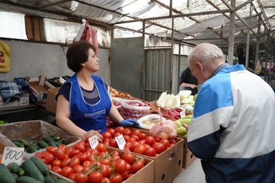 Ранні овочі: що вирощують та продають цьогоріч на Херсонщині Ранні овочі: що вирощують та продають цьогоріч на Херсонщині