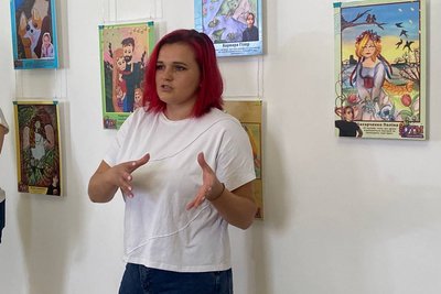 "Життя без зупинок": у Вінниці відкрилася виставка малюнків дітей з Херсона "Життя без зупинок": у Вінниці відкрилася виставка малюнків дітей з Херсона