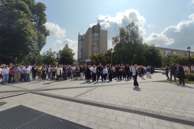 "Тиша, що говорить"— у Житомирі вшанували пам'ять дітей, які загинули внаслідок російсько-української війни "Тиша, що говорить"— у Житомирі вшанували пам'ять дітей, які загинули внаслідок російсько-української війни