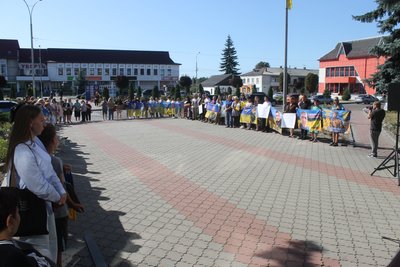 «Пам’ятаємо. Чекаємо. Боремося»: в Олевській громаді вперше провели акцію на підтримку безвісти зниклих та полонених «Пам’ятаємо. Чекаємо. Боремося»: в Олевській громаді вперше провели акцію на підтримку безвісти зниклих та полонених
