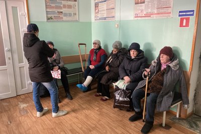 "Ми сказали, що їх вивезли, а насправді пацієнти знаходились тут". Херсонські лікарі розповіли, як працювали в окупації "Ми сказали, що їх вивезли, а насправді пацієнти знаходились тут". Херсонські лікарі розповіли, як працювали в окупації