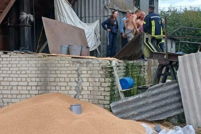 На Волині в зерносховищі загинув хлопчик На Волині в зерносховищі загинув хлопчик